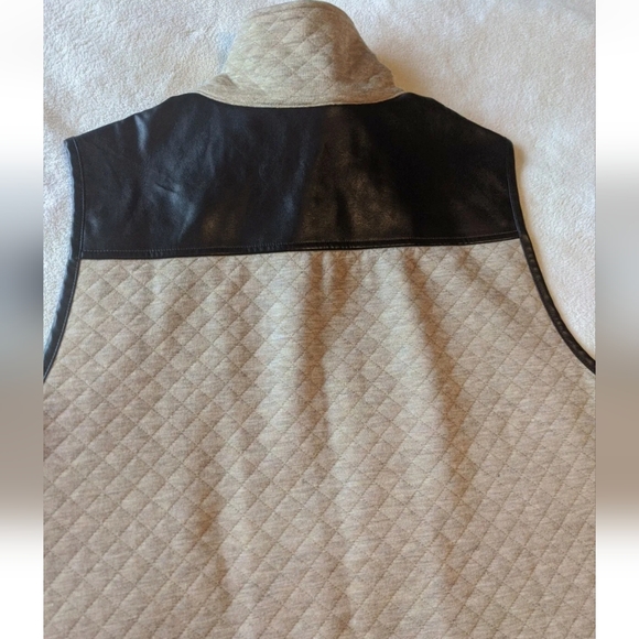 Chico's Women's Heathered Quilt Bunny Vest - Camel w/ Brown Leather Size XL NWT! - Picture 10 of 16